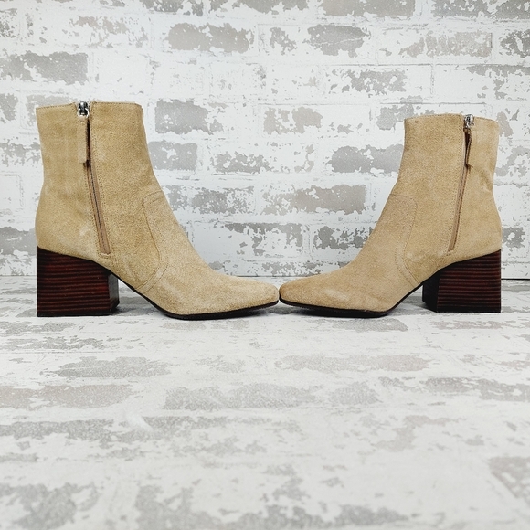 New Blondo Salome Taupe Suede Waterproof Booties H525 - Picture 7 of 13